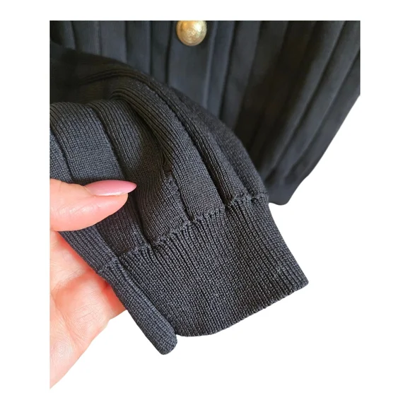 Vintage Button Embellished Ribbed Cardigan - Picture 6 of 9